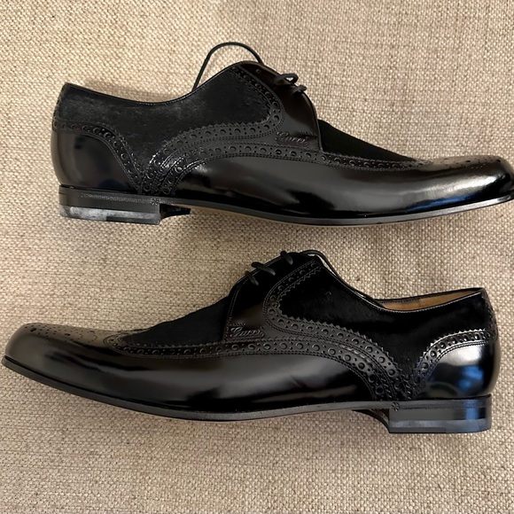 Men’s Gucci Laceups in black leather and black pony skin. Size 10.5. - Picture 6 of 8